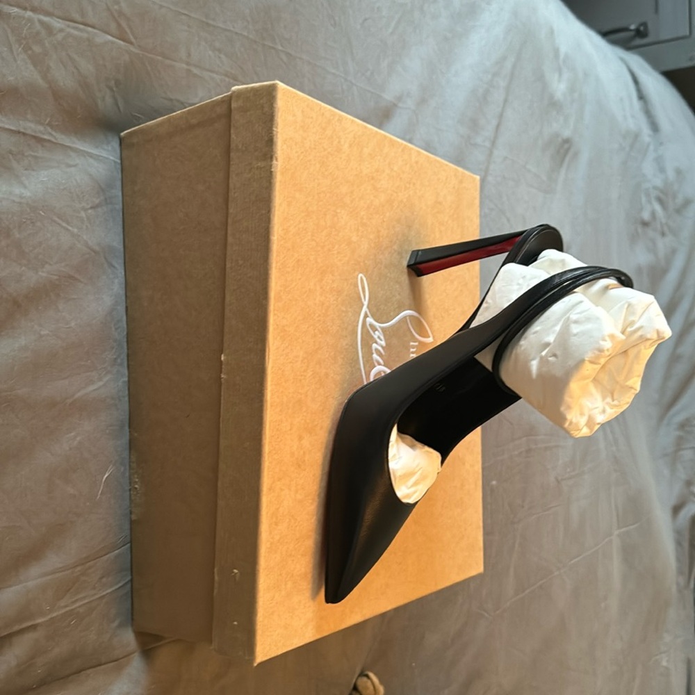 NIB Christian Louboutin Condora Heels